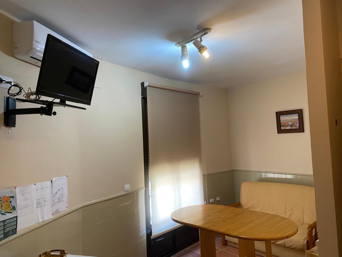 Apartamentos Rurales "La Fuentecilla" Banos De Montemayor Luaran gambar