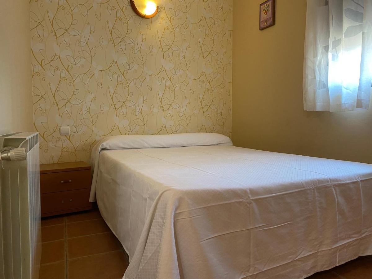Apartamentos Rurales "La Fuentecilla" Banos De Montemayor Luaran gambar