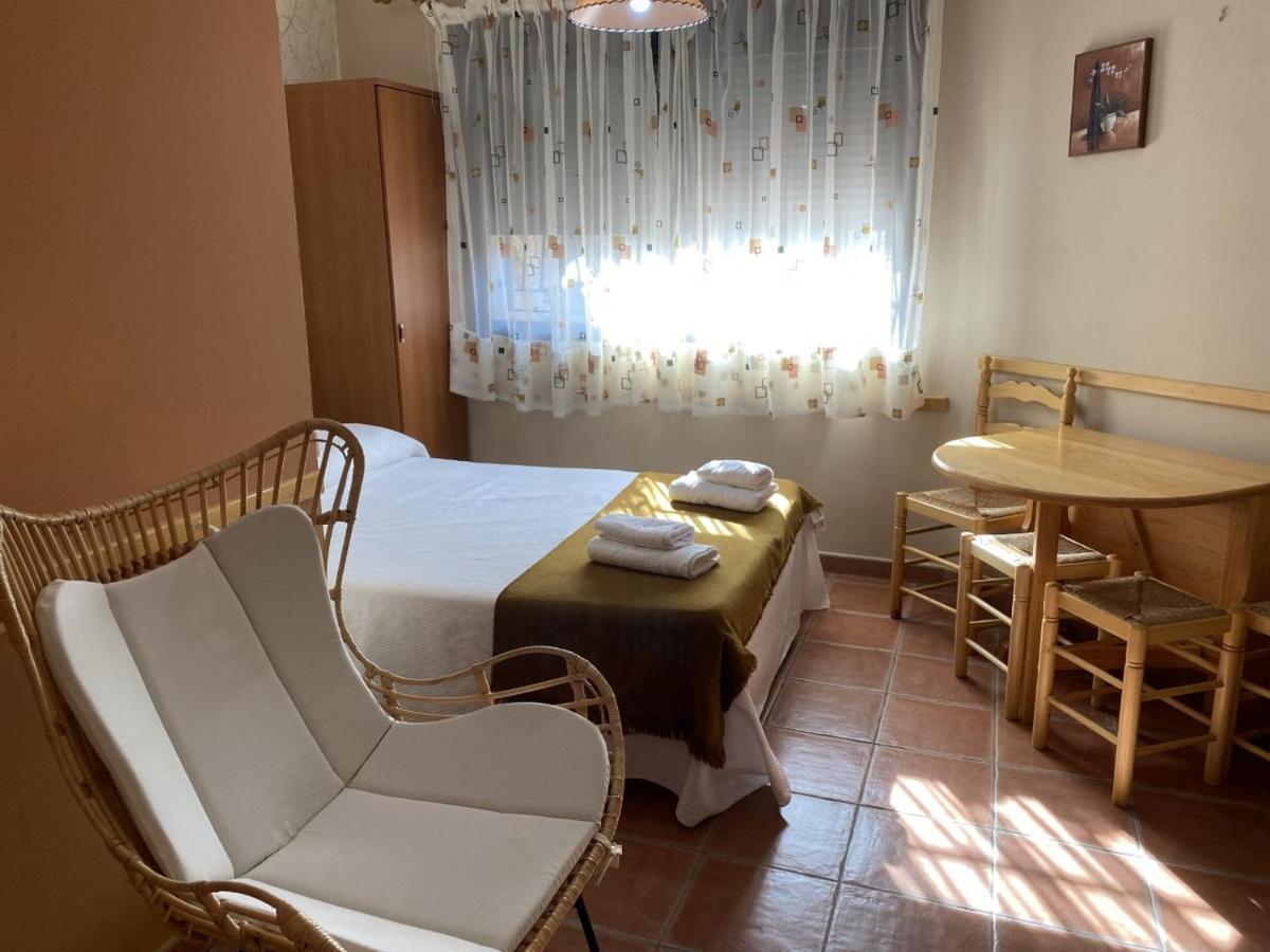 Apartamentos Rurales "La Fuentecilla" Banos De Montemayor Luaran gambar