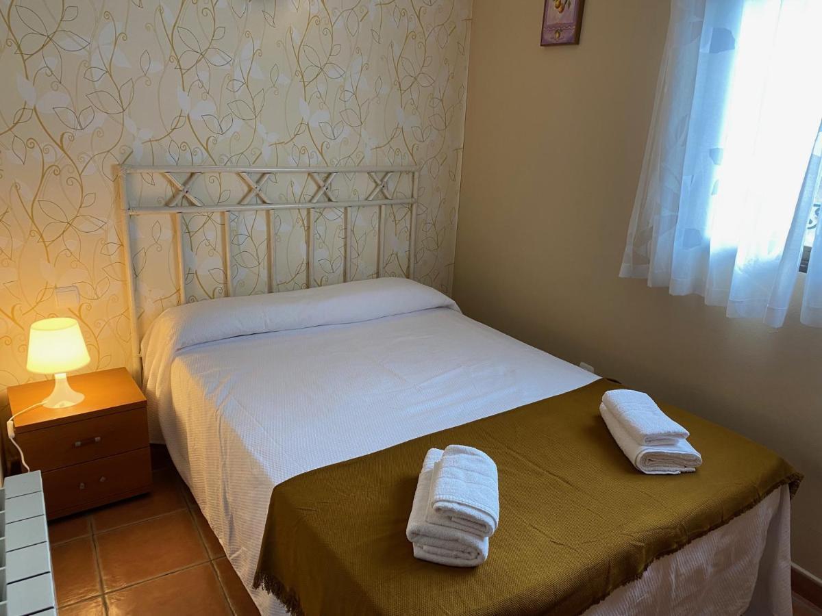 Apartamentos Rurales "La Fuentecilla" Banos De Montemayor Luaran gambar