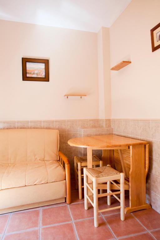 Apartamentos Rurales "La Fuentecilla" Banos De Montemayor Bilik gambar