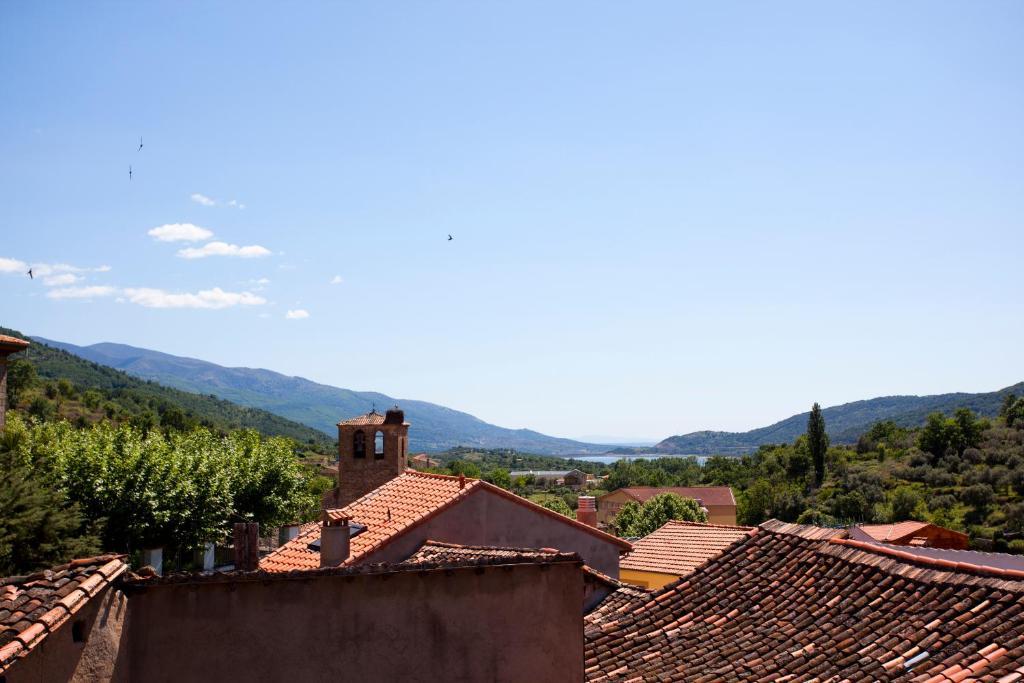 Apartamentos Rurales "La Fuentecilla" Banos De Montemayor Luaran gambar